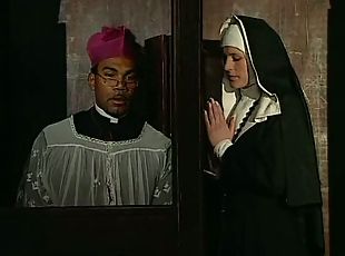 Мулатки, Монахиня